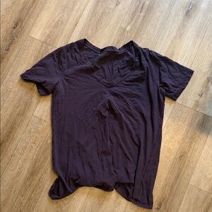 Lululemon V Neck tee
